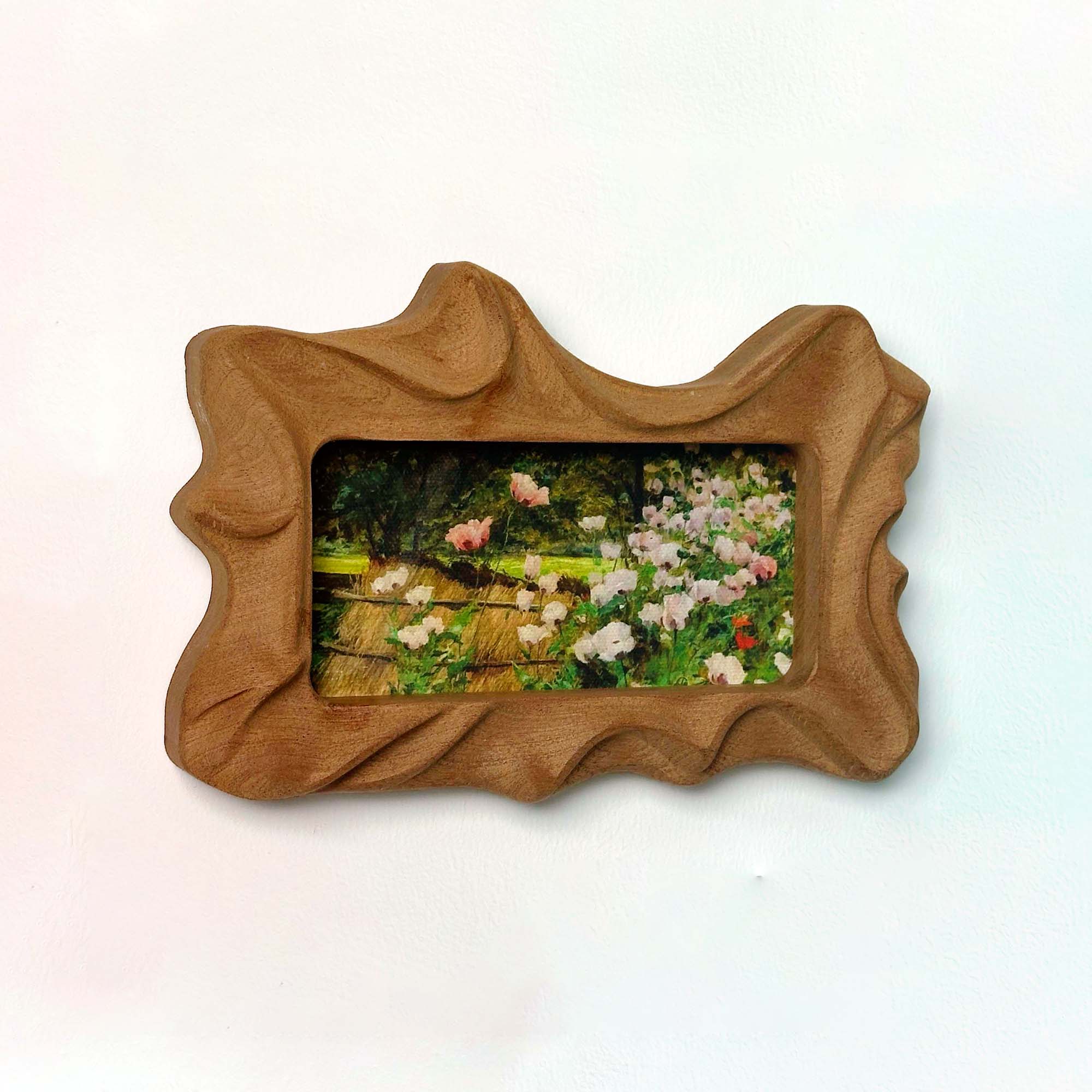 Handcrafted Wavy Solid Wood Picture Frame – Vintage Floral Art For Cozy Cottagecore Home Decor
